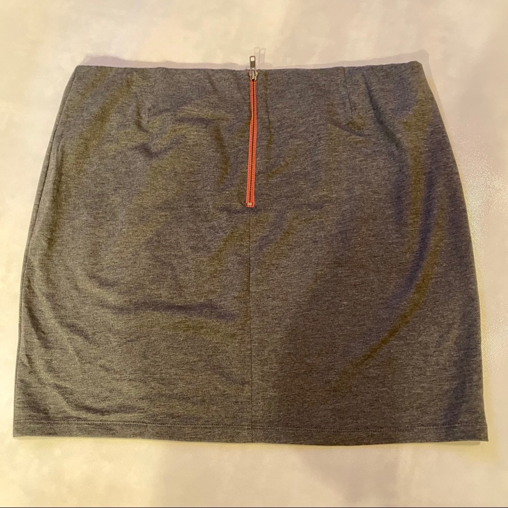 Halogen Gray Hot Pink Sipper Mini Skirt